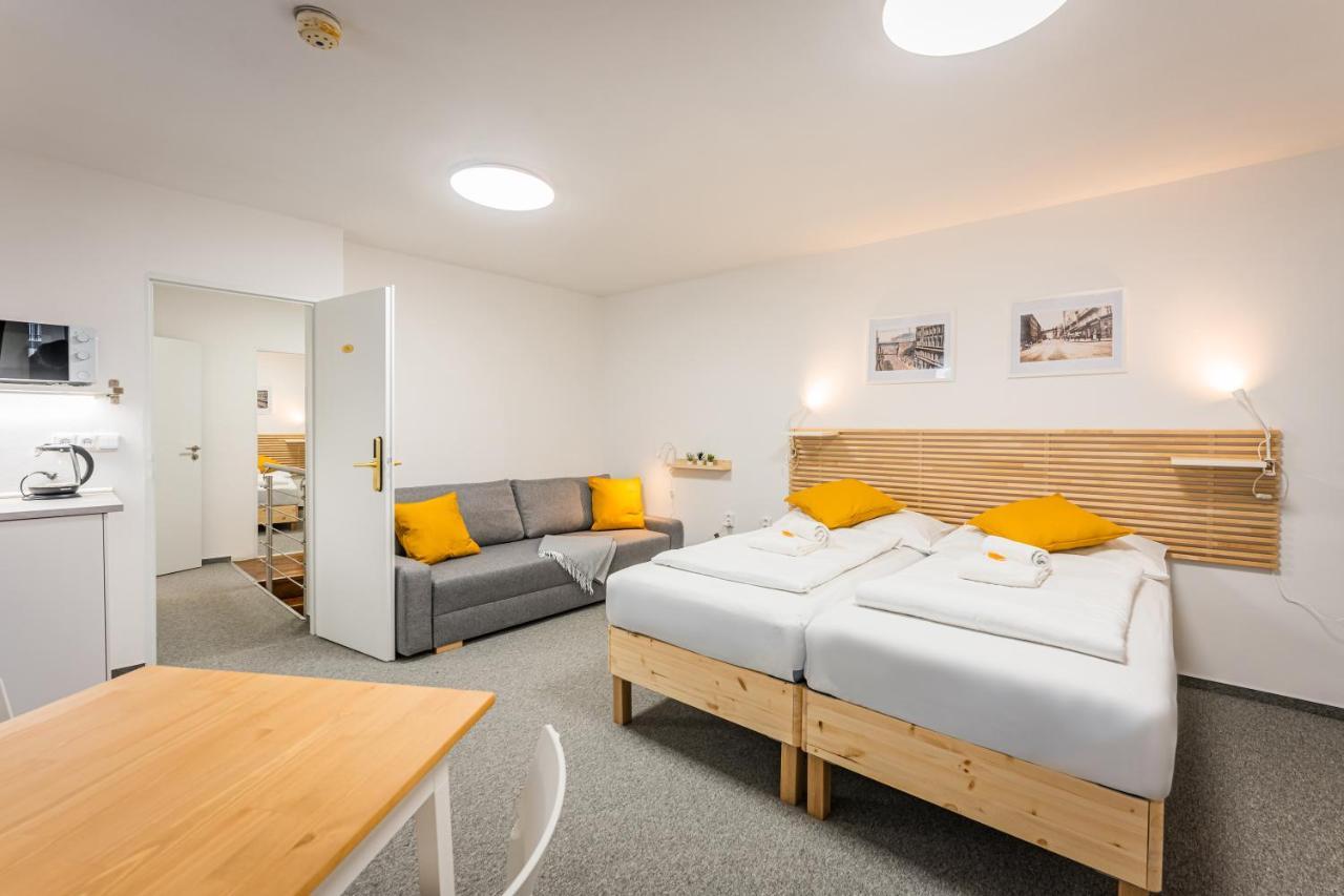 Ostaš Hotel Prag